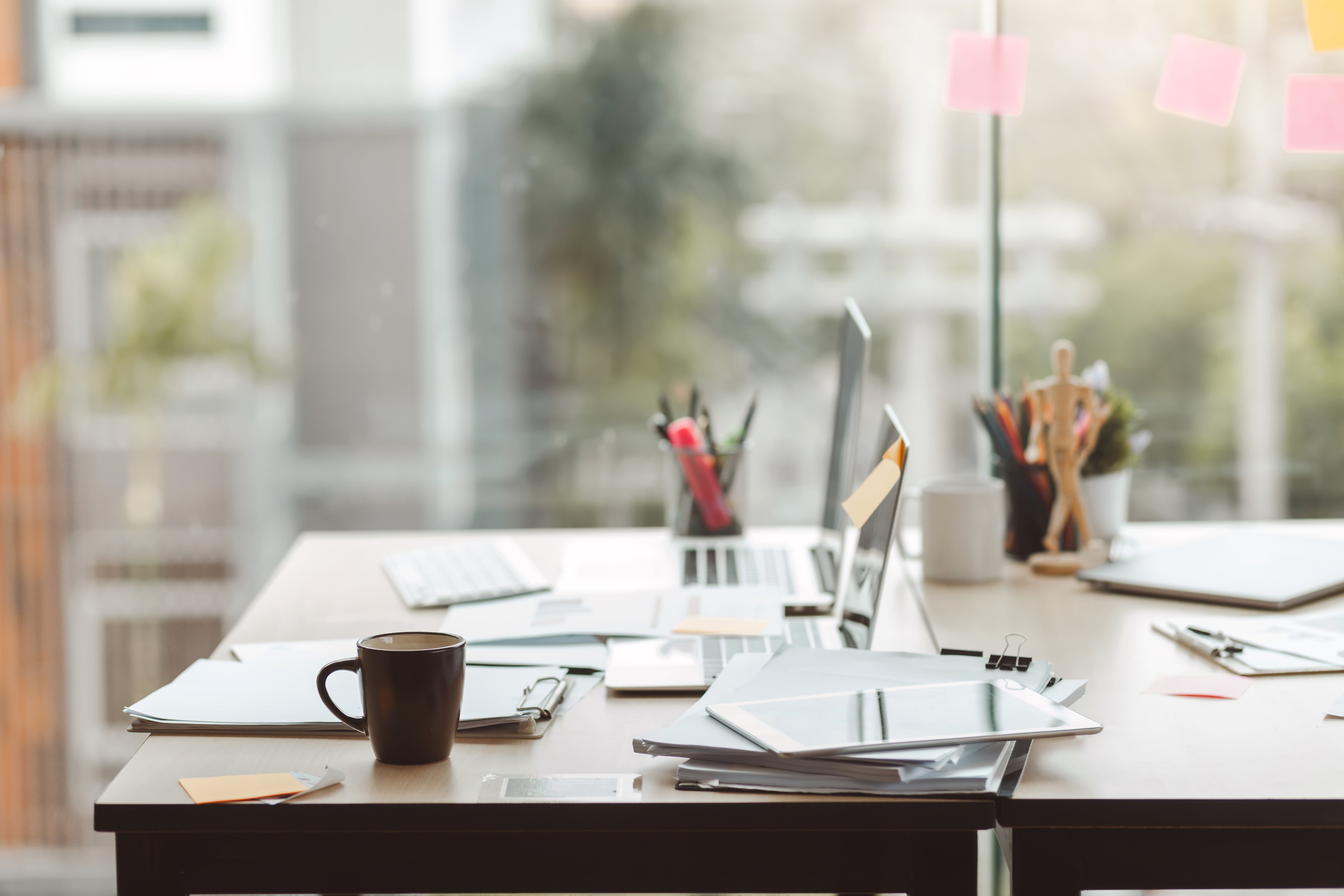 Portrayal of desk setup for online learning