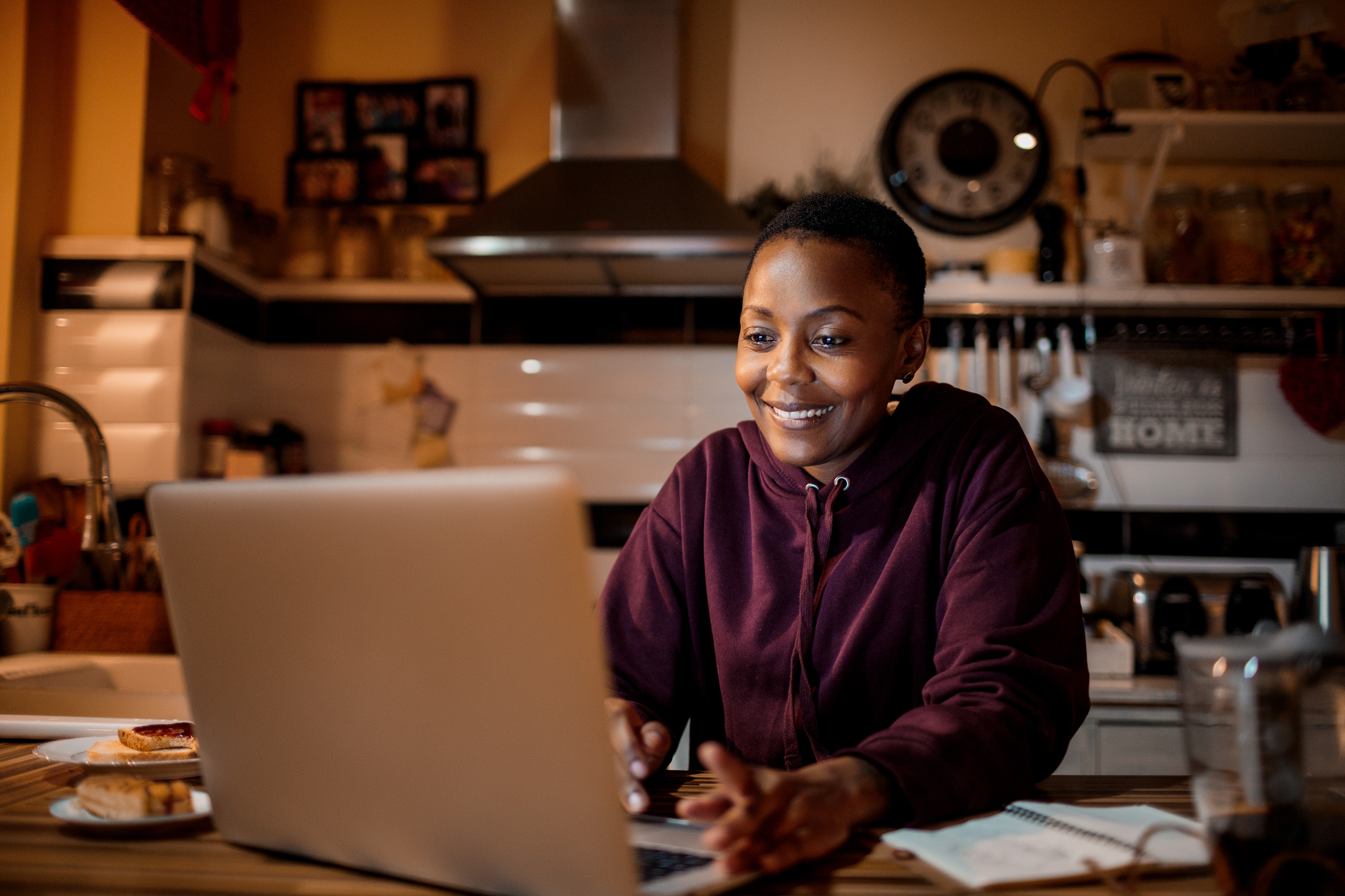 Portrayal of Capella online degree student ways to save on college tuition.