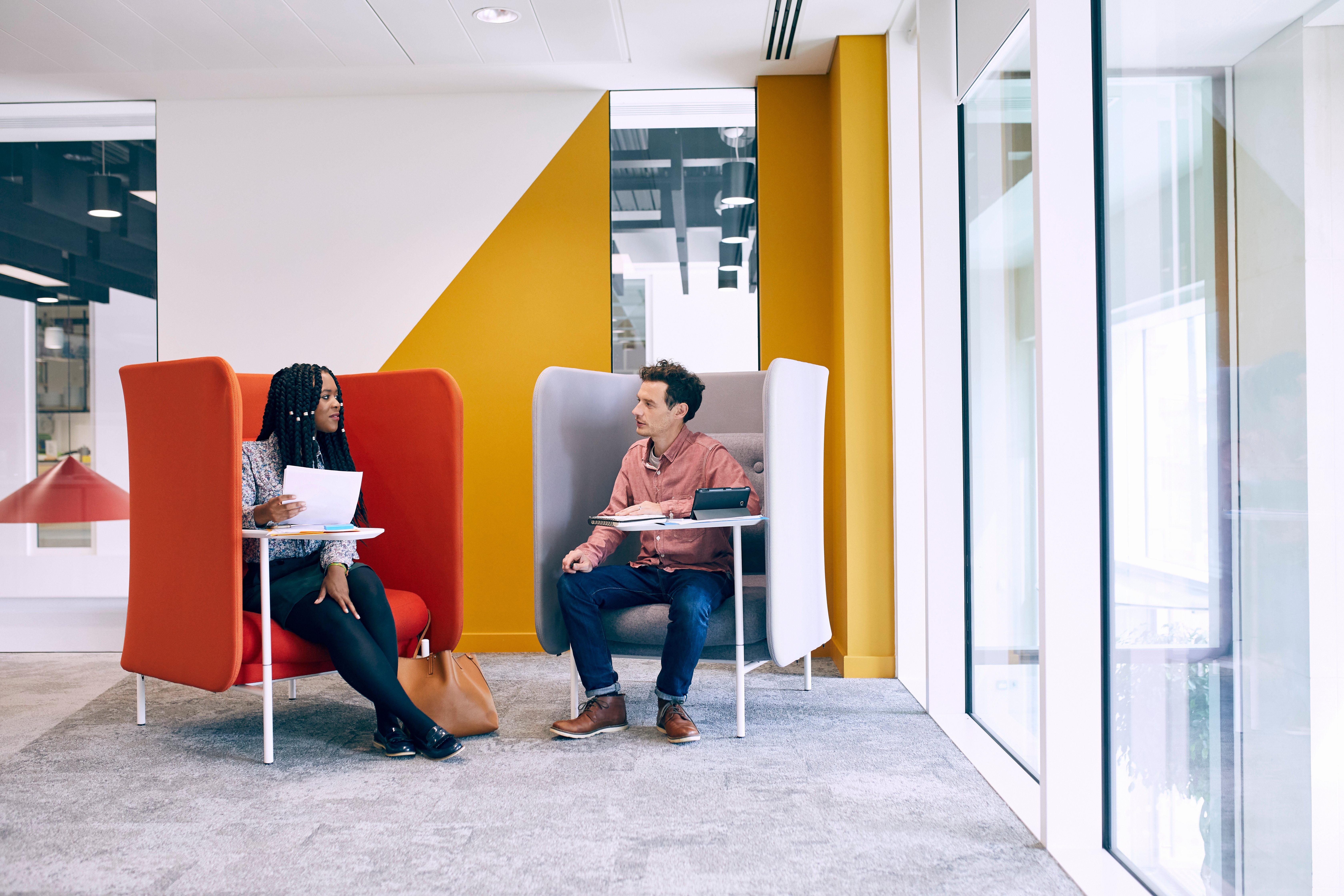 Portrayal of two Capella MBA students chatting