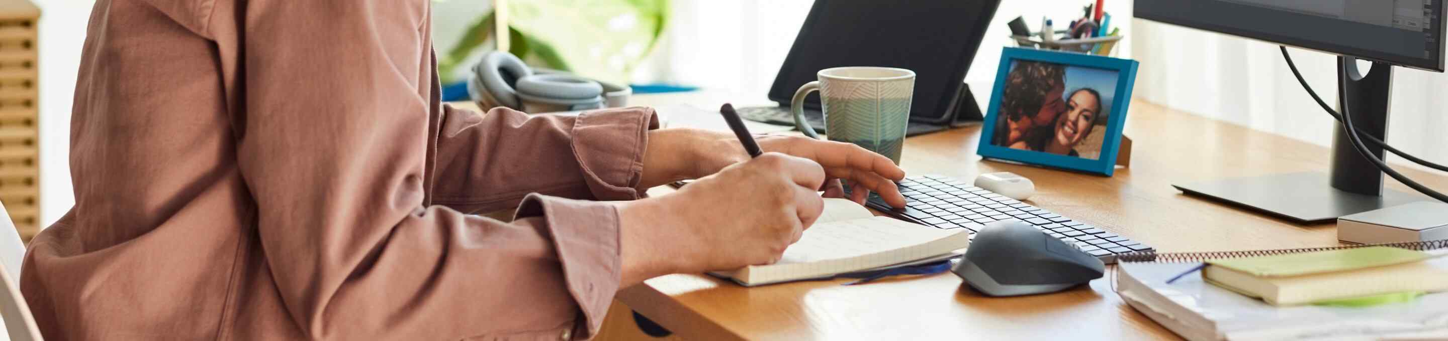 Portrayal of Capella student networking with colleagues