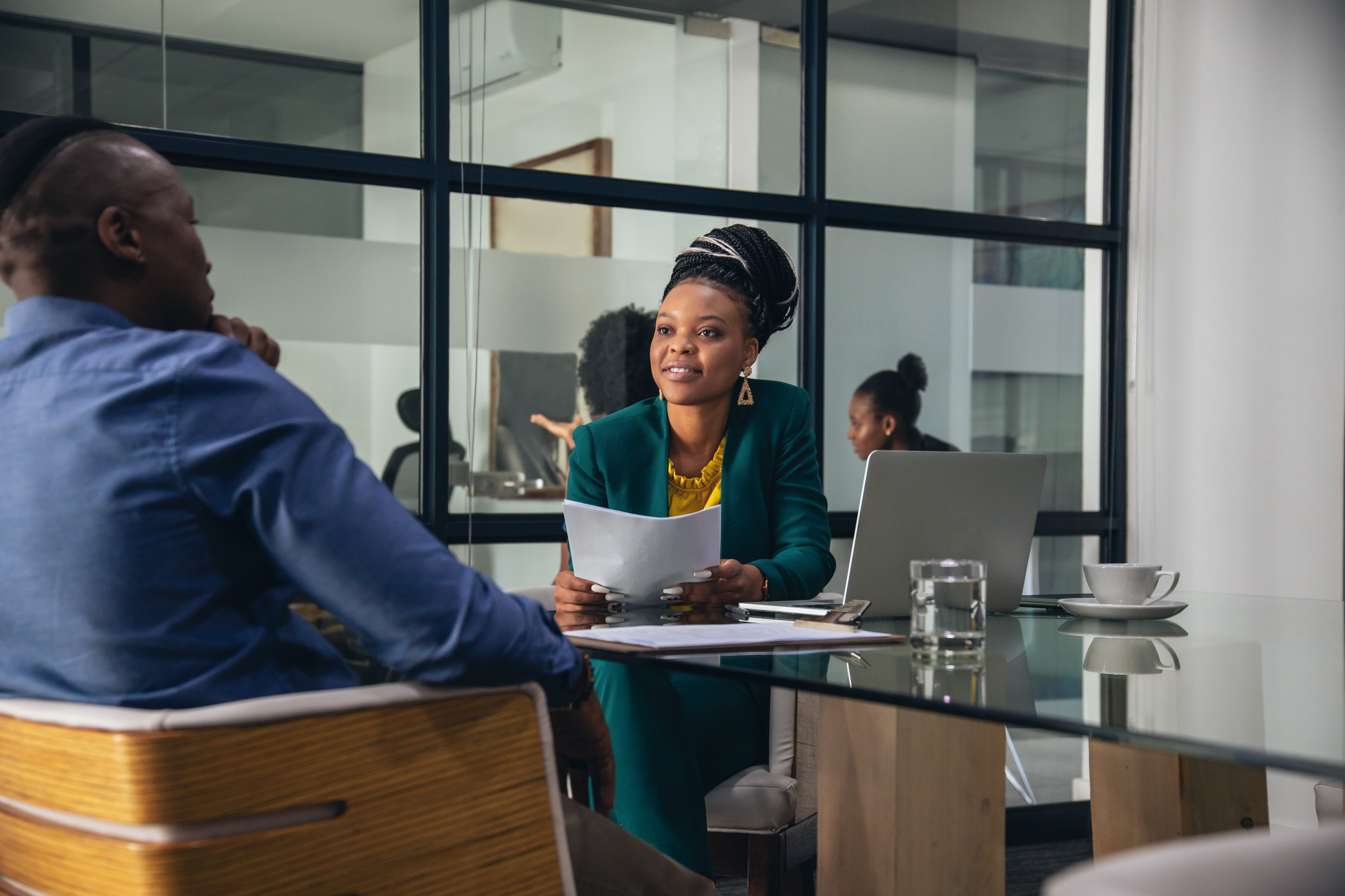 Portrayal of Capella HR student in a meeting