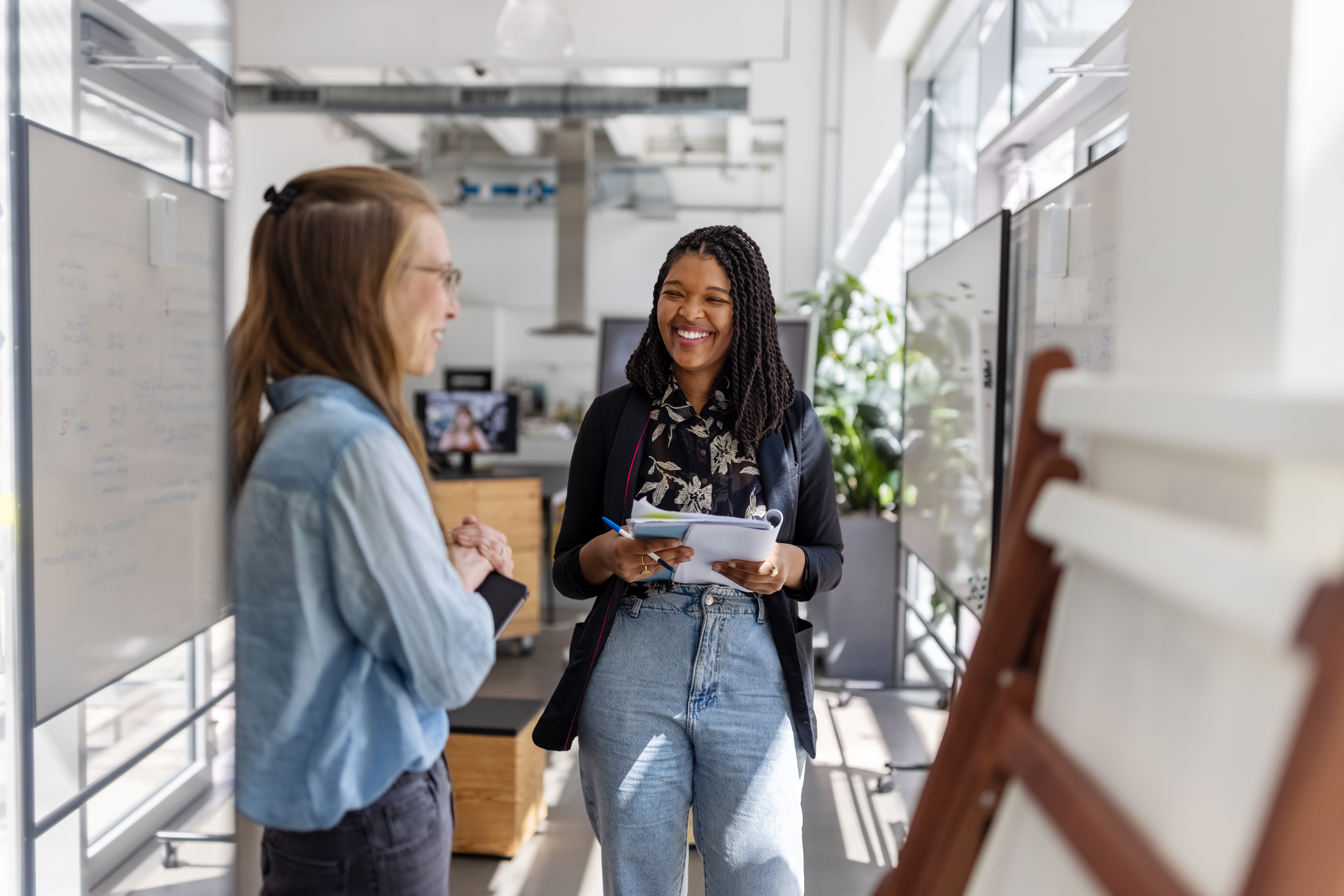 Portrayal of Capella business student mentoring a colleague